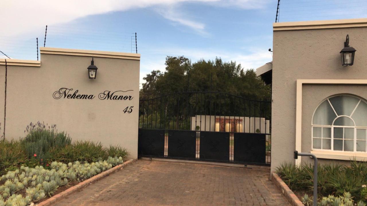 Nehema Manor Villa Hartbeespoort Exterior photo